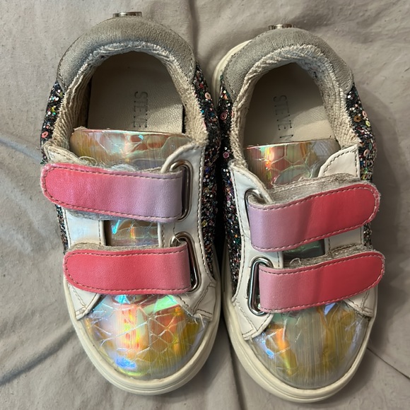 Size 8 Steve Madden shoes - Picture 8 of 9